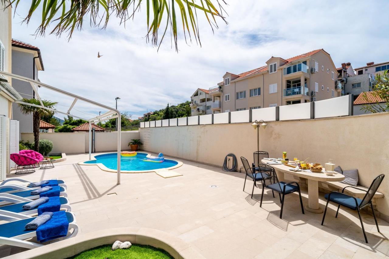 Apartman Lorena With Private Pool *
