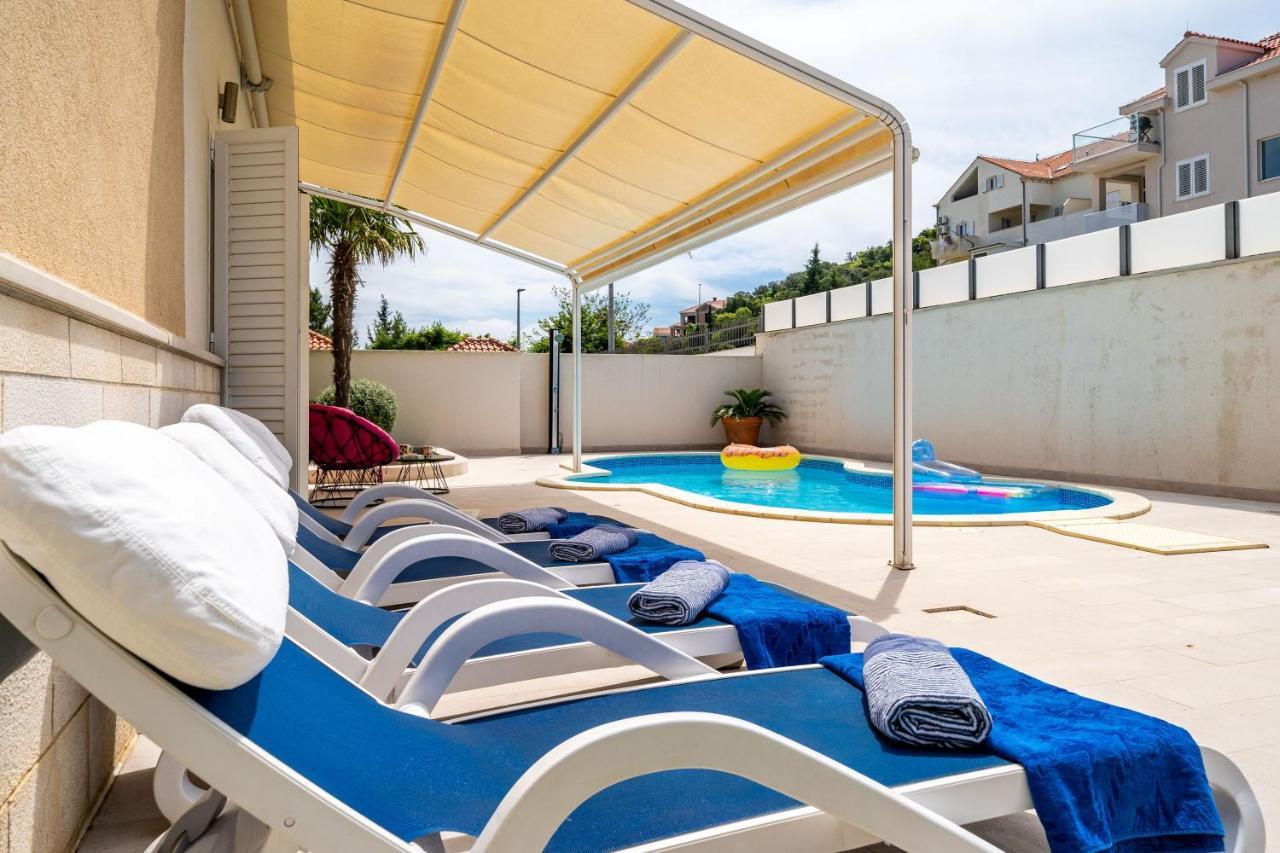 Apartman Lorena With Private Pool *