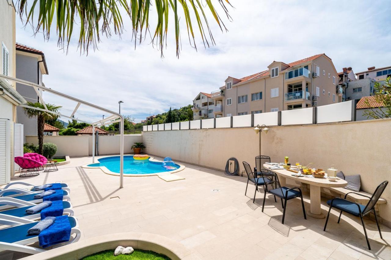Apartment Lorena With Private Pool *
