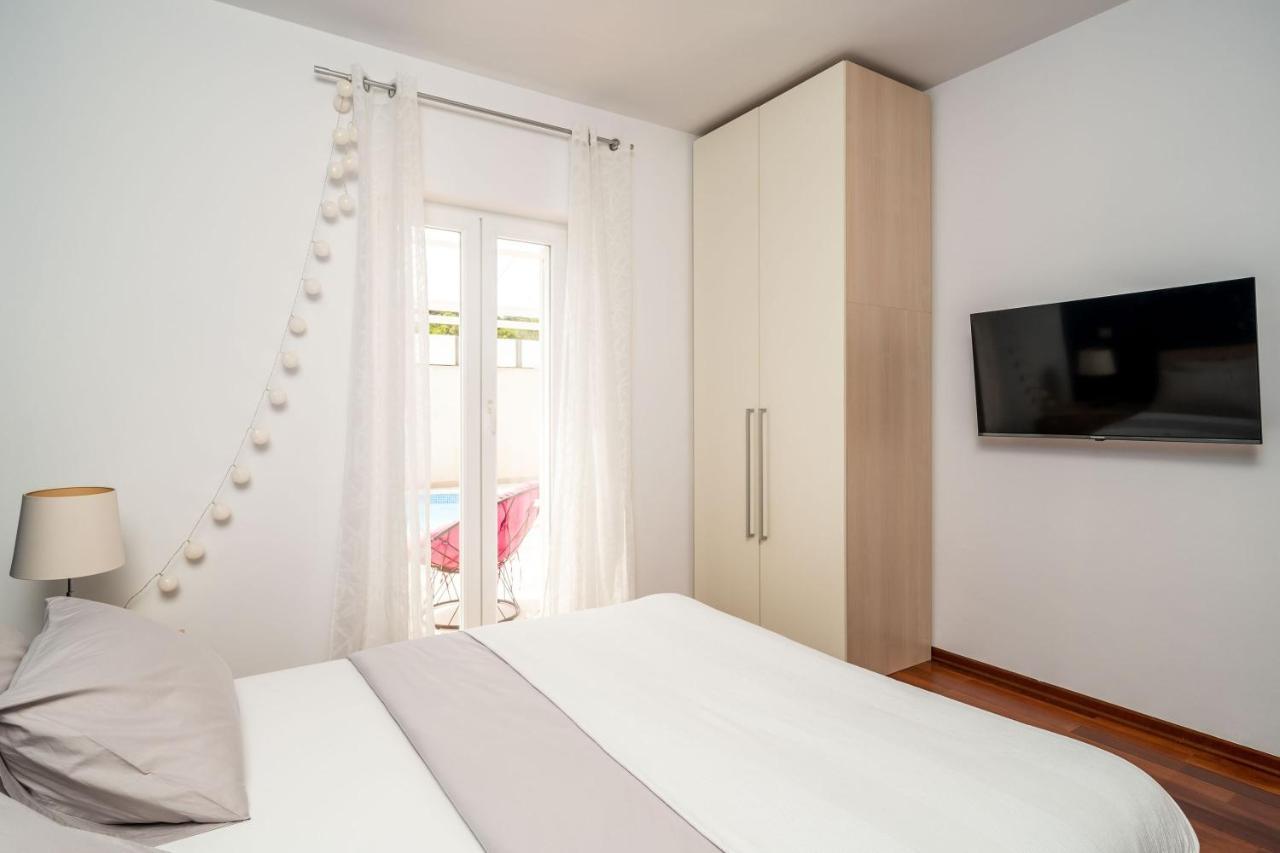 Apartment Lorena With Private Pool Dubrovnik